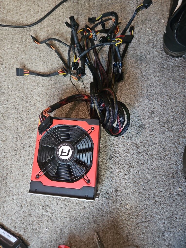 Antec 900 Watt Power Supply
