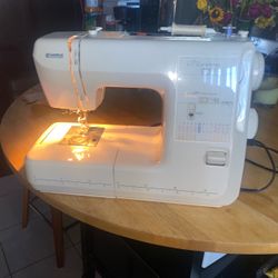 Kenmore Sewing Machine – Model (contact info removed)0200