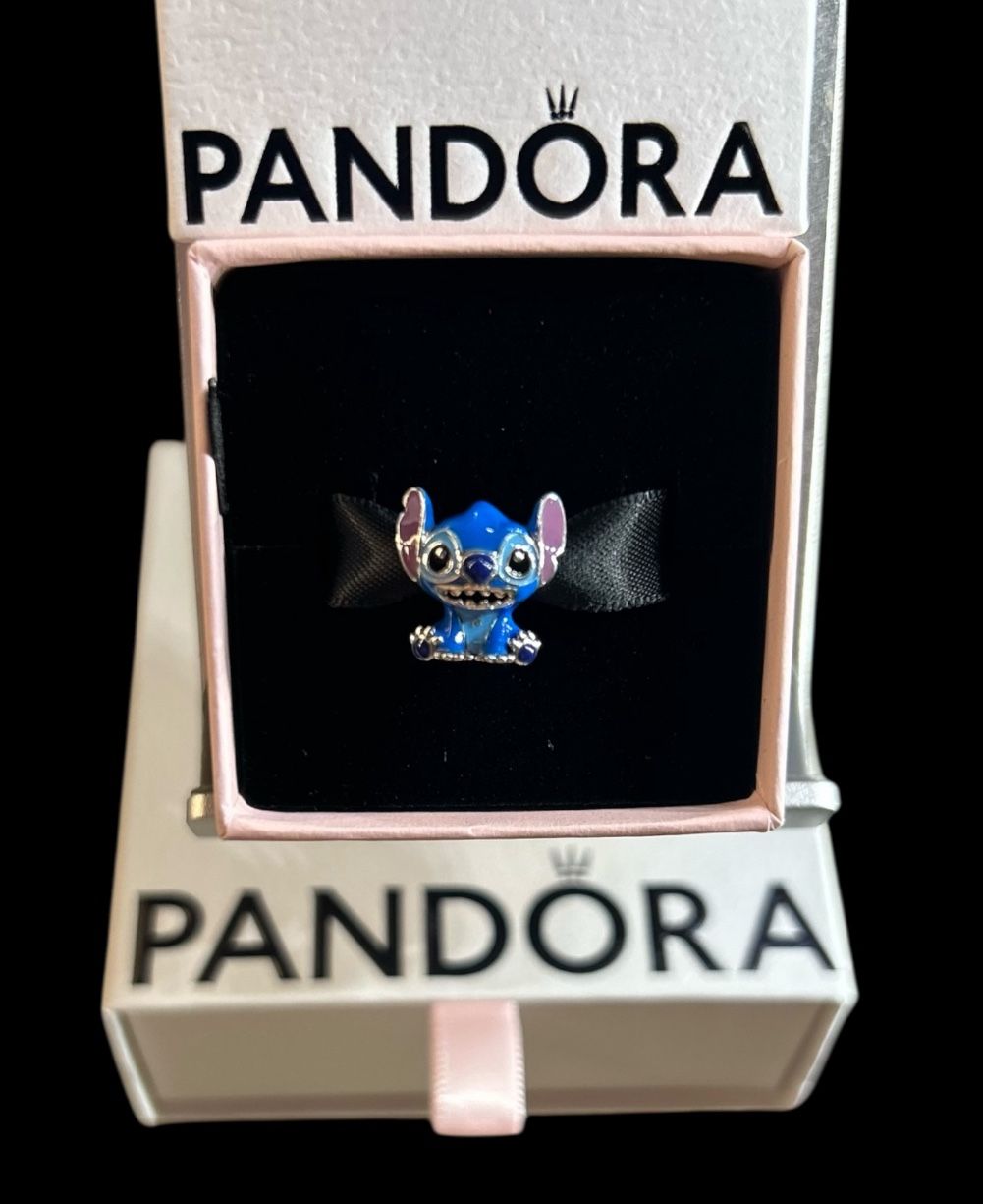 Pandora Stitch Charm