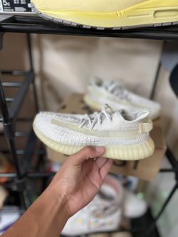Yeezy 350 ‘Light’ Size 13.5 Kids
