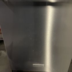 KitchenAid Stainless Dishwasher – Excellent Condition – $325 OBO