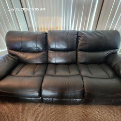 Couch w/ both end recliner