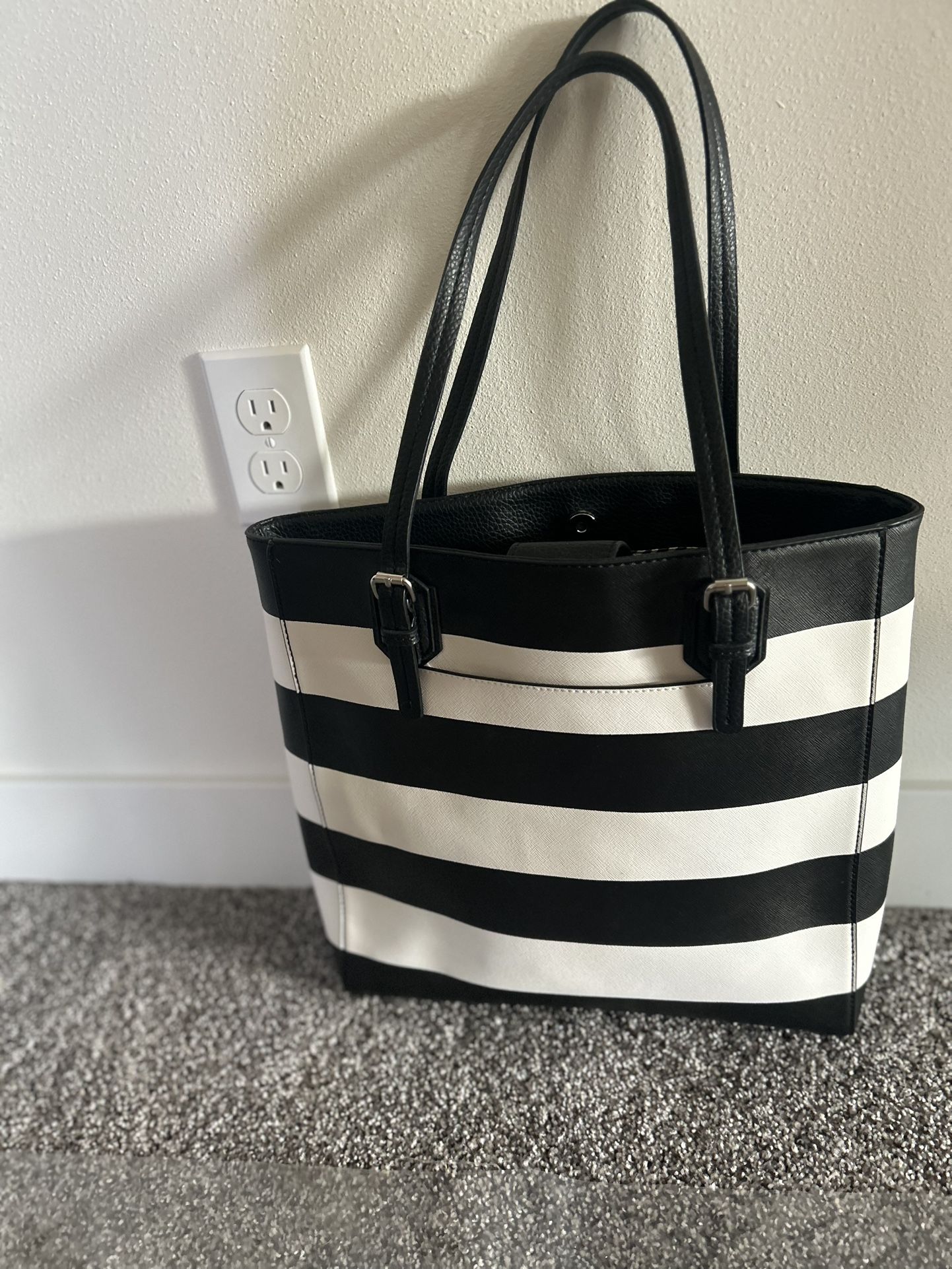 Authentic Dana Buchman