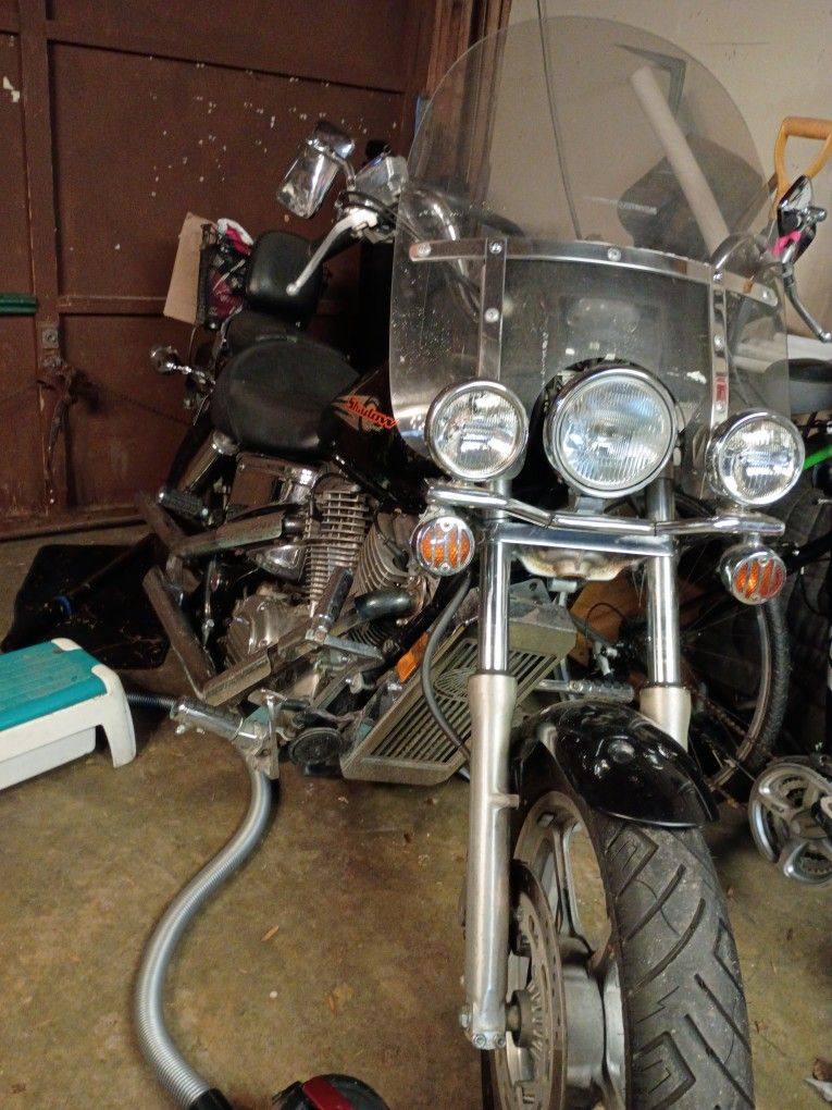 Honda Shadow Spirit 1100