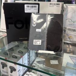 Samsung Galaxy Z Fold 4 256gb / Unlocked/ Payment Available 