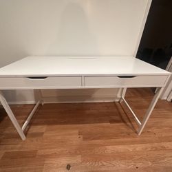Desk 30$