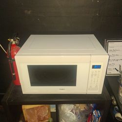 Whirlpool Microwave Perfect Condition