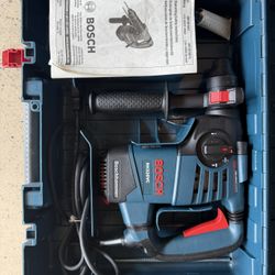 Bosch RH328VC SDS-Plus Rotary Hammer (Boschhammer) w/ Case