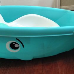 Fisher Price Whale Baby Tub