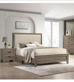 4PC KING BEDROOM SET INCLUDED bed,dresser, mirror, one Nightstand