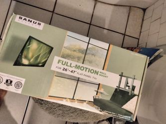 Sanus accents Full- motion wall mount