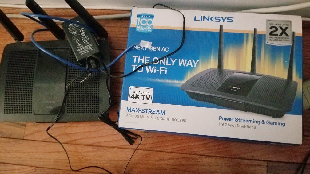 Linksys Max Stream AC1900 Dual Band WiFi Router