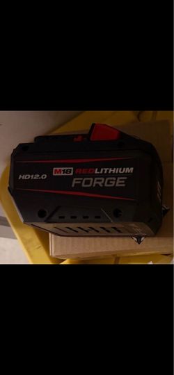 Milwaukee m18 FORGE 12.0 battery new/nueva 160$