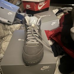 Jordan 5 Wolf Grey Sz 5.5 