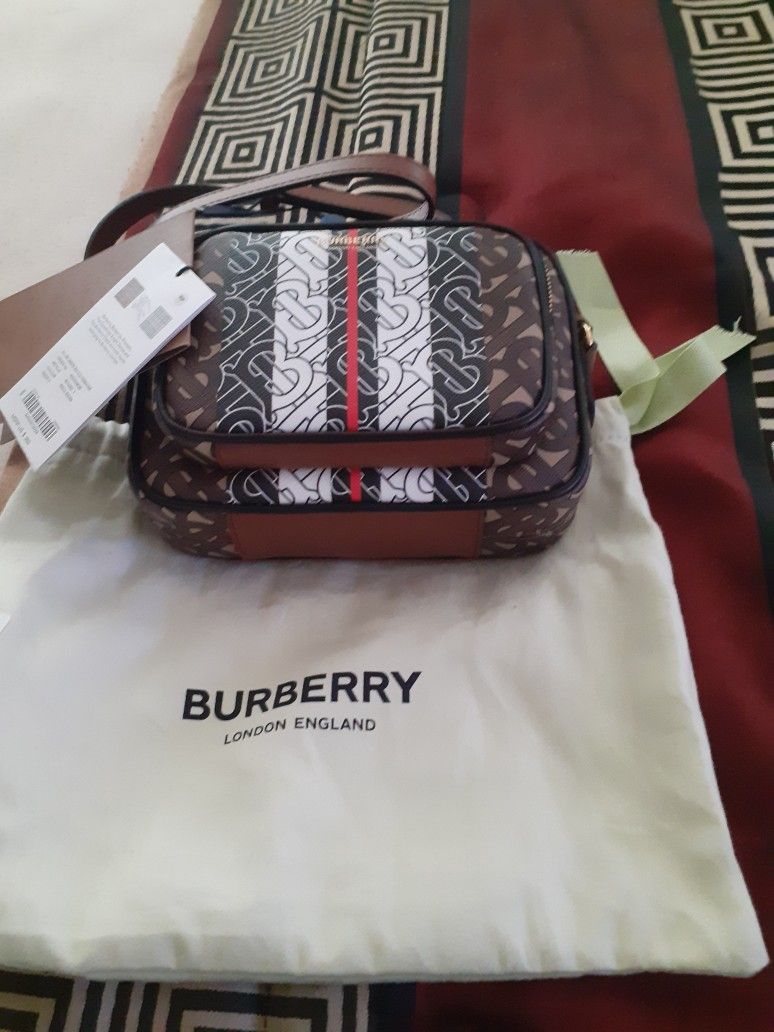 Burberry Small Bag