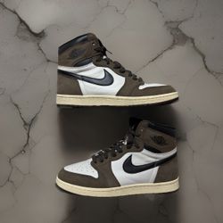 Custom Vibe Remake Lab 1985 Jordan 1 High - Size 10