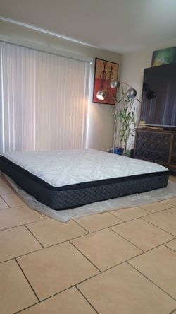 VERY NICE LIKE NEW ASHLEY FURNITURE MATTRESS FOR SALE! IN EXCELLENT CONDITION, FREE DELIVERY
