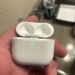 AirPods 4th Gen