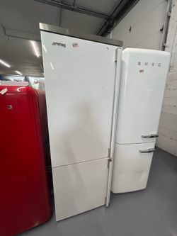 SMEG FOR SALE IN A GREAT CONDITION