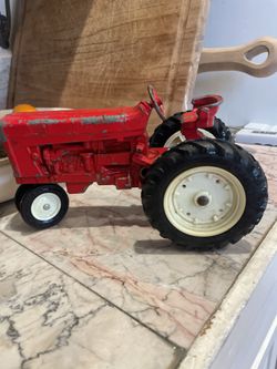 Red Tractor International