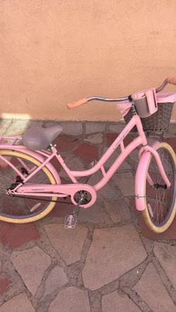 beach cruiser bicycle