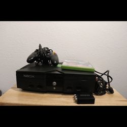 Microsoft Original Xbox Console Black Complete w Controller/Cables/Game - Tested