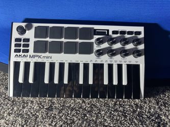 Akai Professional MPK Mini MK3