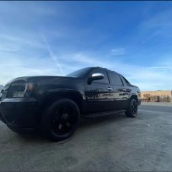 2008 Chevy Avalanche LTZ 