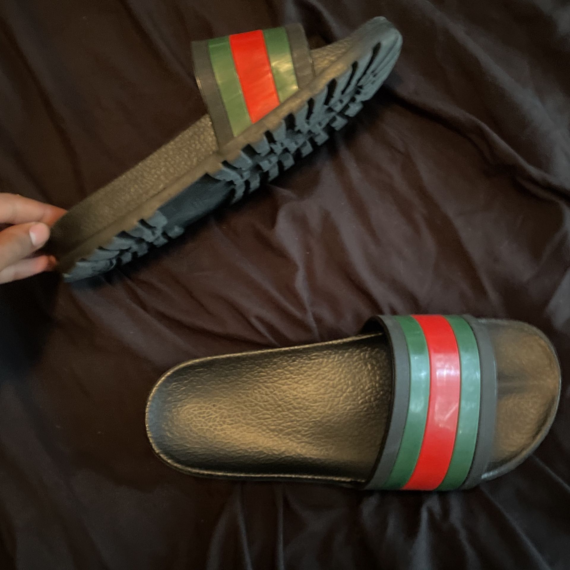 Gucci Slides (taking Best Offer)