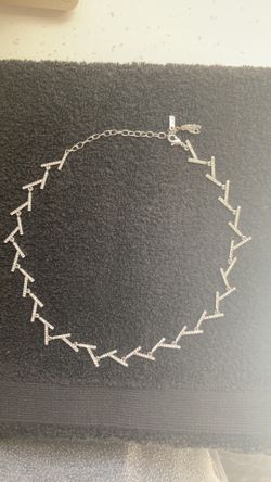 Necklace - Silver /Crystal