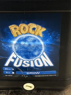 Brand new 5 gallon rock fusion Grow