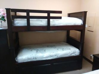 Bunk bed