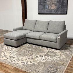 Sectional Sofa Chaise 🚛 Delivery Available
