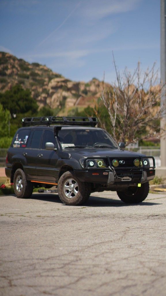 2000 Lexus LX 470