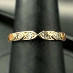 14k solid Rose and White Gold 0.15CTW Natural Diamond ring sz 7