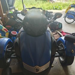 Can Am Spyder 