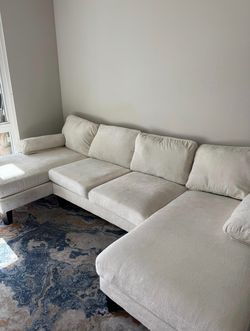 Couch / Sofa creme