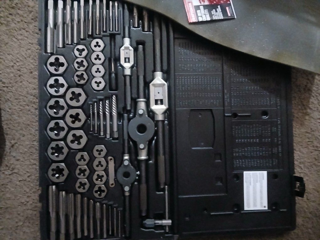Craftman Tap And Die Set