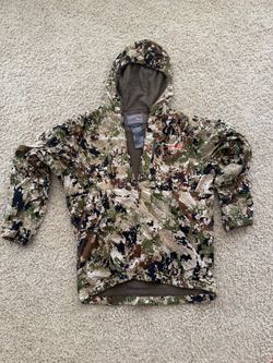 Sitka ambient hoodie, quarter zip
