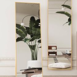 Gold Frame Mirror 