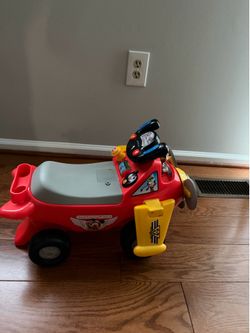 Mickey mouse airplane ride