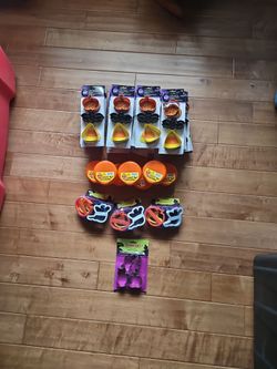 Halloween Cookie Cutter & Baking Set Lot