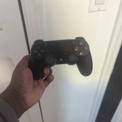 Ps 4Controllers 