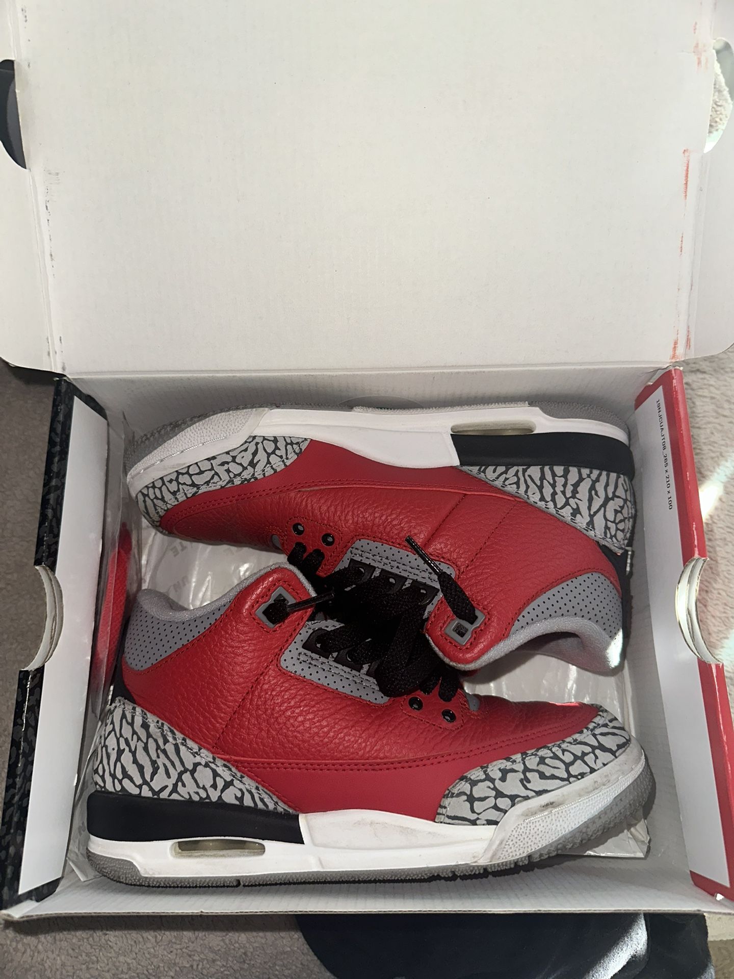 Red Cement Jordan Retro 3 Youth Size 4