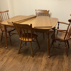 Vintage Ethan Allen Dining room Set  