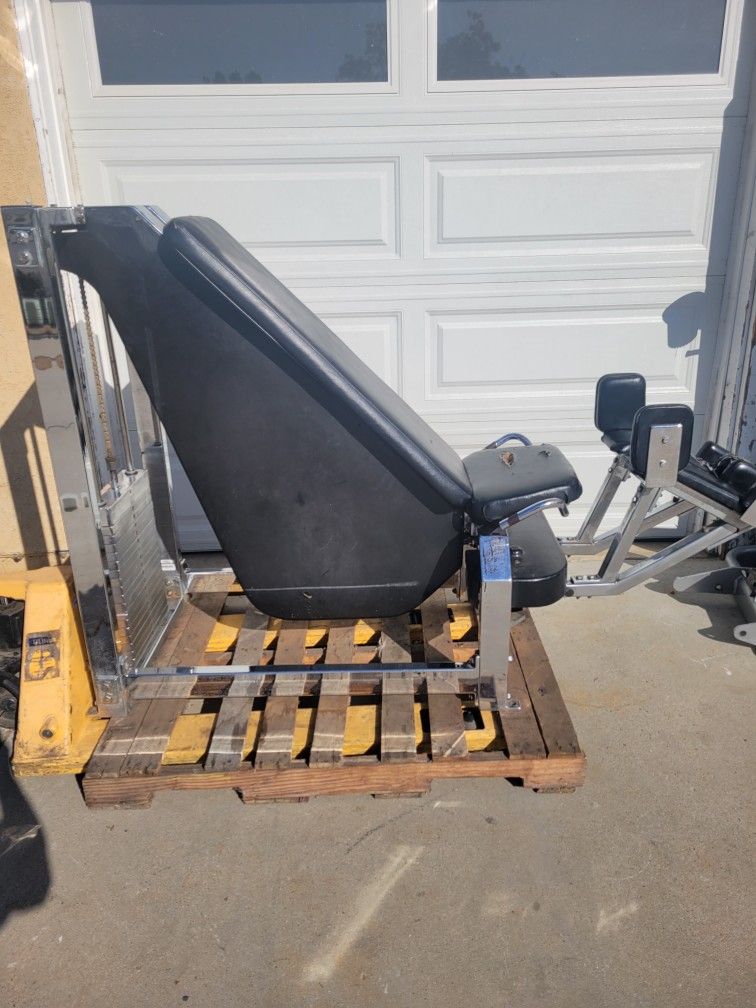 Nautilus Gen 1 Chrome Hip Abduction Weight Machine