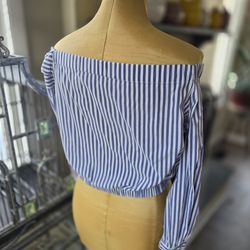 ZARA Off-Shoulder Striped Blouse (#0103) Size M | Chic & Feminine