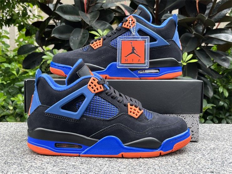 Air Jordan 4 Retro Cavs