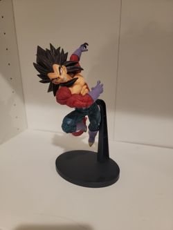 Super Saiyan 4 Vegeta GT Figure