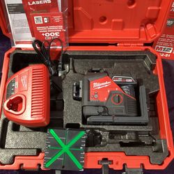 🧰🛠Milwaukee M12 Green 250ft. 3-Plane Laser Level Kit w/(1)4.0Ah Batt,Charger & Case-NEW!-$455!🛠🧰